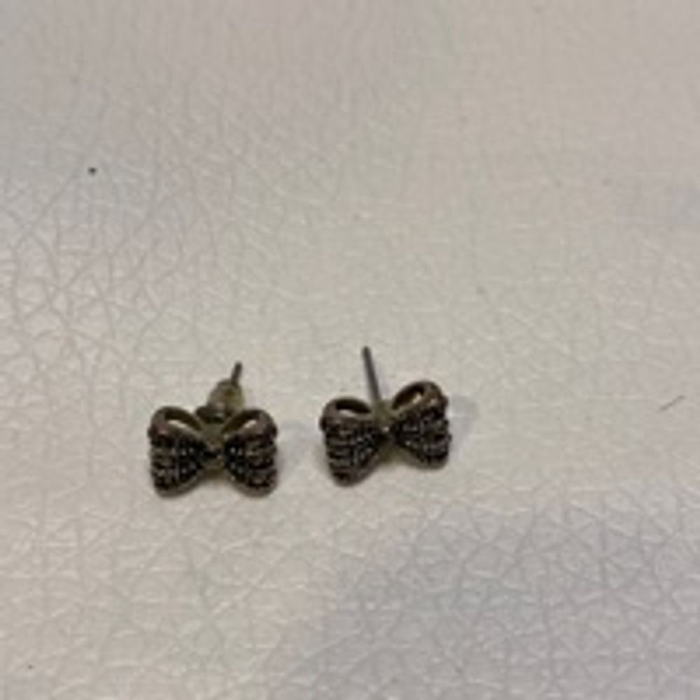 Vintage Silver Tone Bow With Stones Women's Pots Earrings